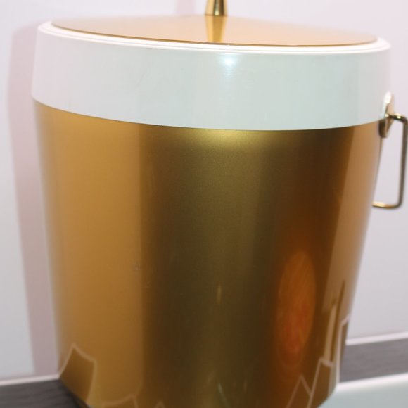 Large Golden plastic Champagne Party Wine Beer Ice Cooler Bucket Vintage VTG rar - Picture 1 of 8
